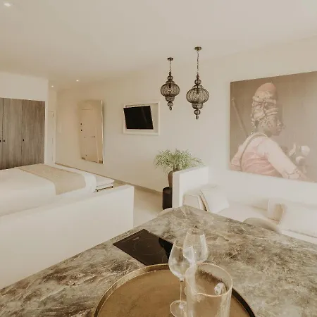 Comfy Hotel apartamentowy Benalmádena