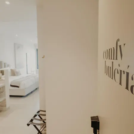 Comfy Aparthotel *