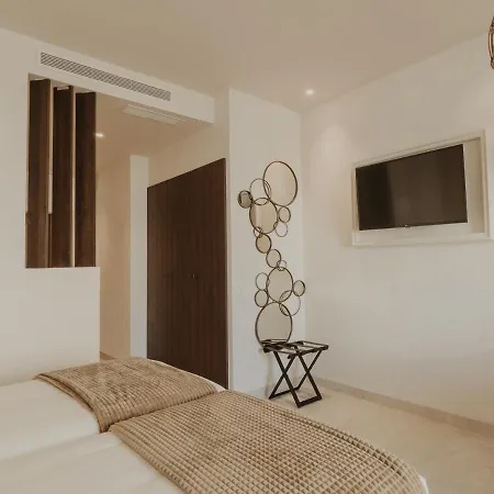 Comfy Aparthotel Benalmadena